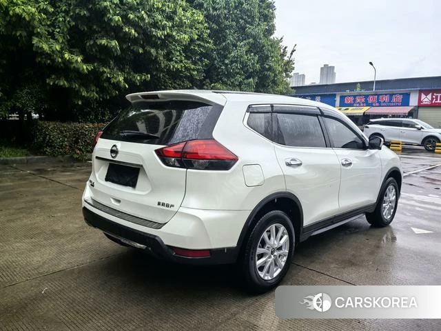 Nissan X-Trail 2023 Белый из Китая, фото 6