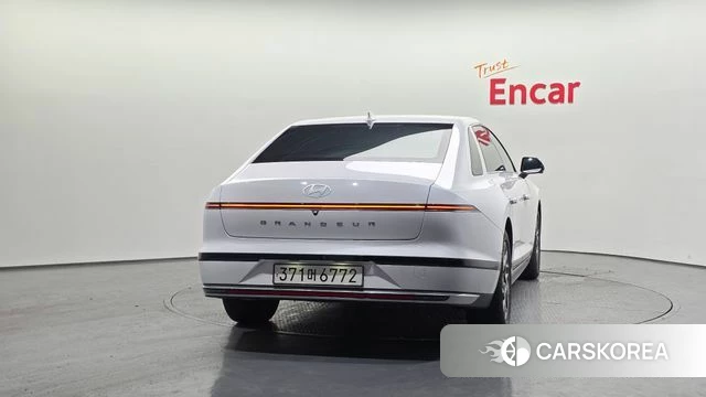 Hyundai Grandeur (GN7) id 4635485 из Кореи 14