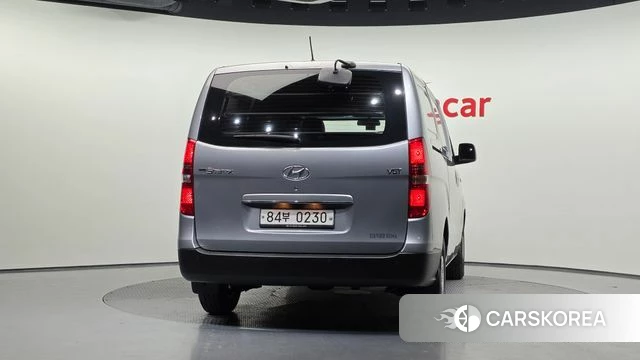 Hyundai The New Grand Starex id 5023583 из Кореи 14
