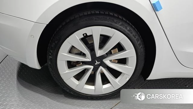 Tesla Model 3 id 4881055 из Кореи 24