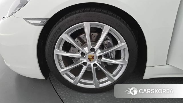 Porsche 718 Cayman id 4895588 из Кореи 24
