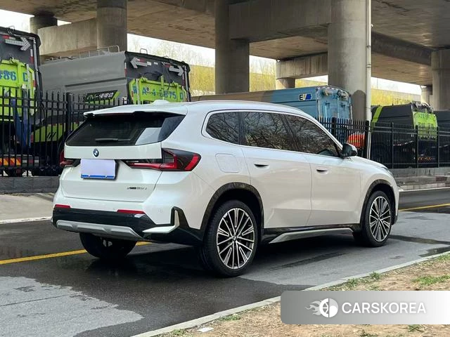 BMW X1 2023 Белый из Китая, фото 4