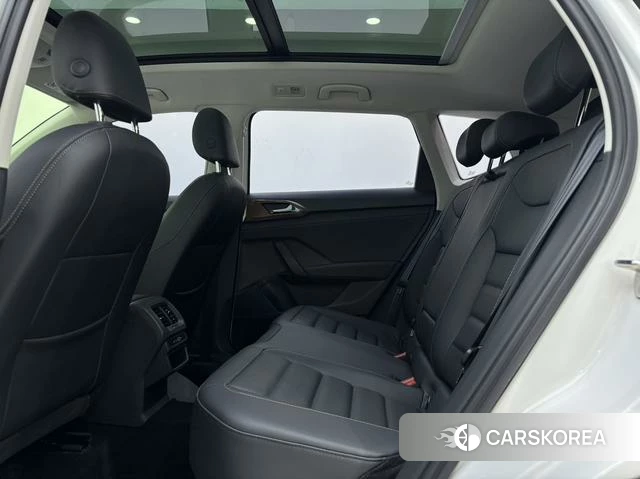 Volkswagen Tharu 2022 Белый из Китая, фото 5