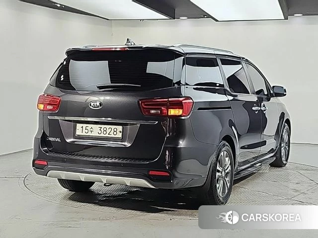 Kia The New Carnival id 5023645 из Кореи 12