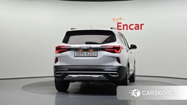 Kia Seltos id 4951247 из Кореи 32