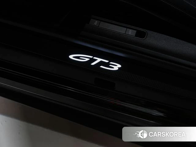 Porsche 911(992) id 4762032 из Кореи 14