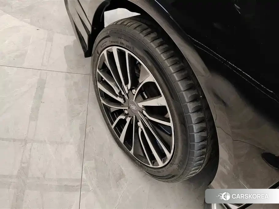 Ford Tourneo id 4515500 из Китая 10