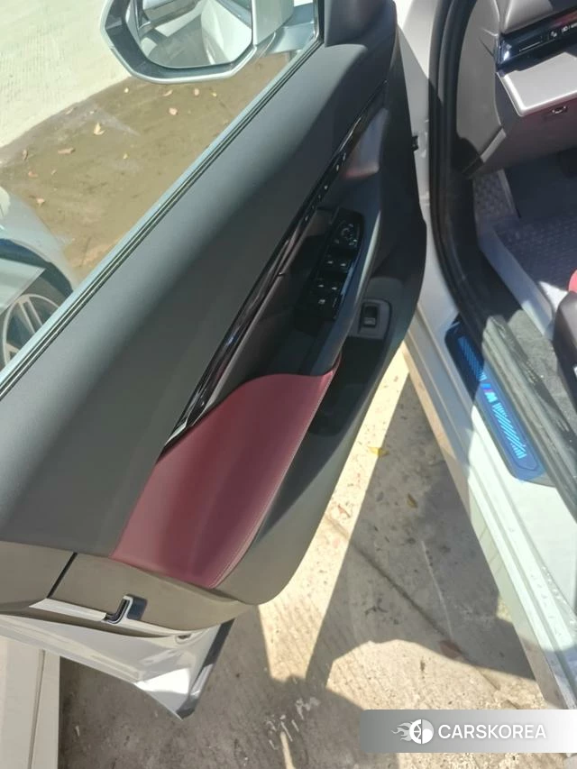 BMW 5 series 2026 Белый из Китая, фото 4