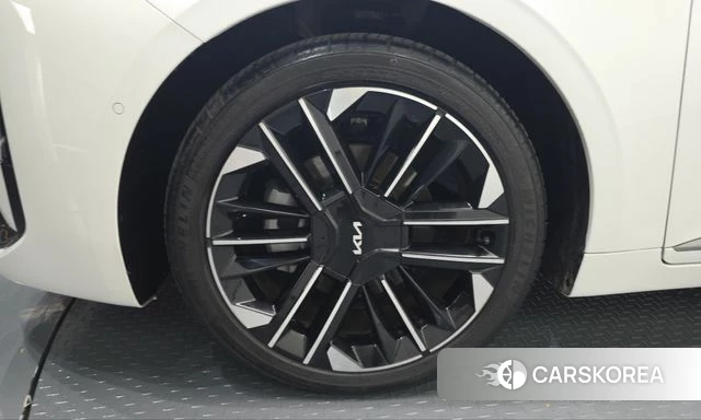 Kia The New K8 Hybrid id 5015975 из Кореи 31
