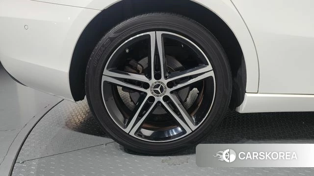 Mercedes-Benz A-Class W177 id 4967129 из Кореи 29