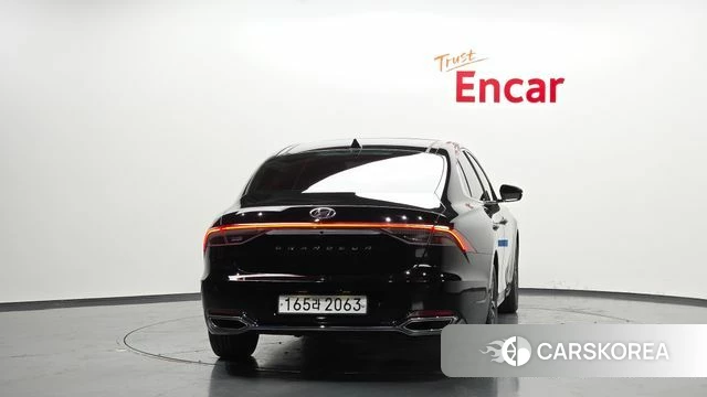 Hyundai The New Grandeur IG id 4727339 из Кореи 24