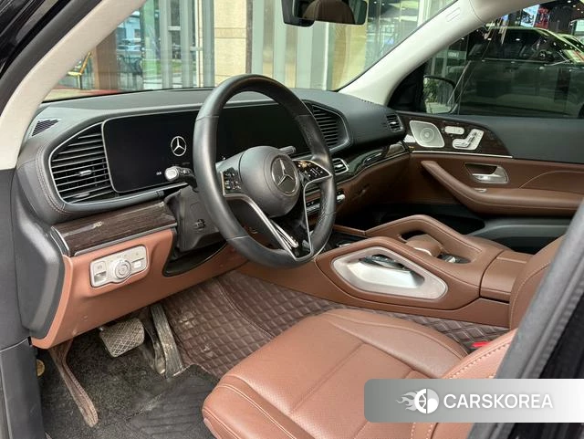 Mercedes-Benz GLE 2025 Черный из Китая, фото 5