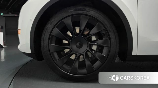 Tesla Model Y id 4959223 из Кореи 29