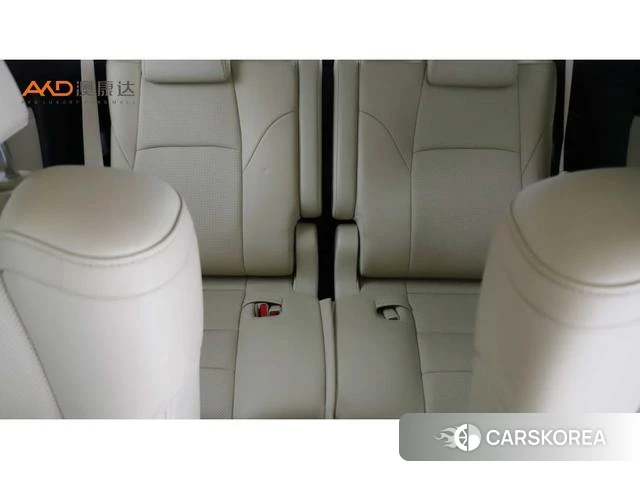 Toyota Alphard 2021 Белый из Китая, фото 5
