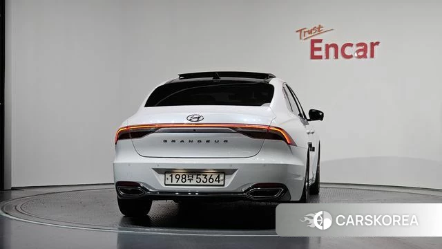 Hyundai The New Grandeur IG id 4501784 из Кореи 26
