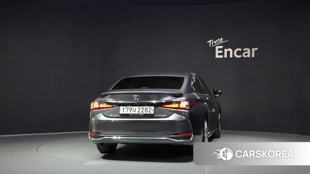 Lexus ES300h 7th generation id 5028051 из Кореи 26