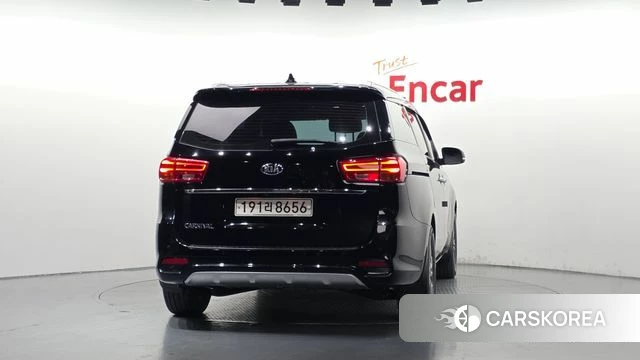 Kia The New Carnival id 5042018 из Кореи 14