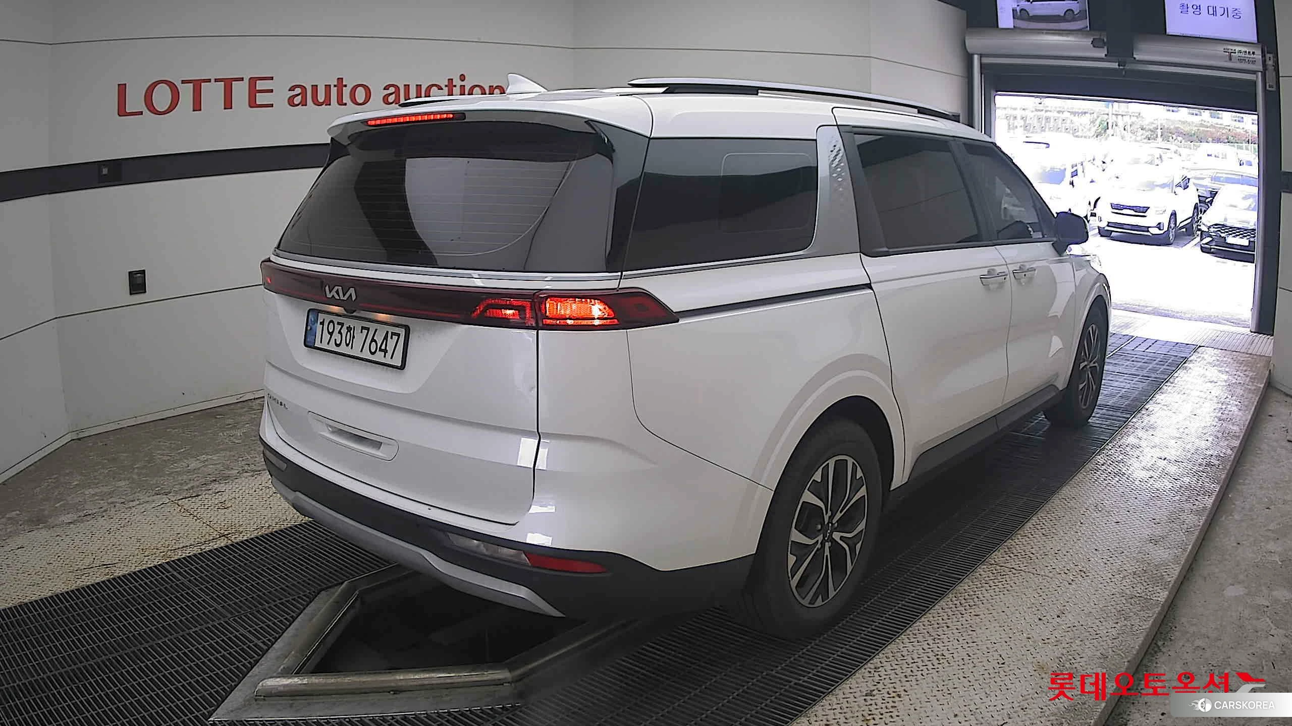 Kia Carnival id 4984707 из Кореи 31