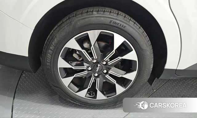 Kia Carnival 4th generation id 5011847 из Кореи 24
