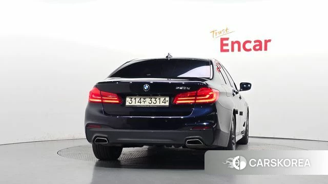 BMW 5 Series (G30) id 5019033 из Кореи 29