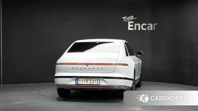 Hyundai Grandeur (GN7) id 5015898 из Кореи 14