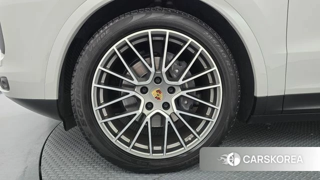 Porsche Cayenne (PO536) id 3884063 из Кореи 14
