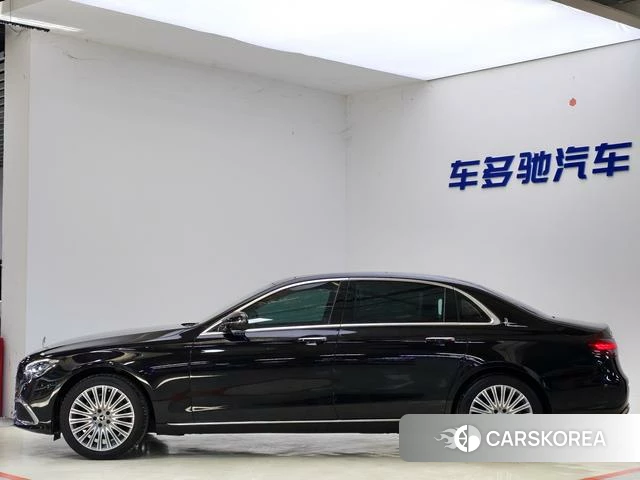 Mercedes-Benz E-Class 2022 Черный из Китая, фото 6