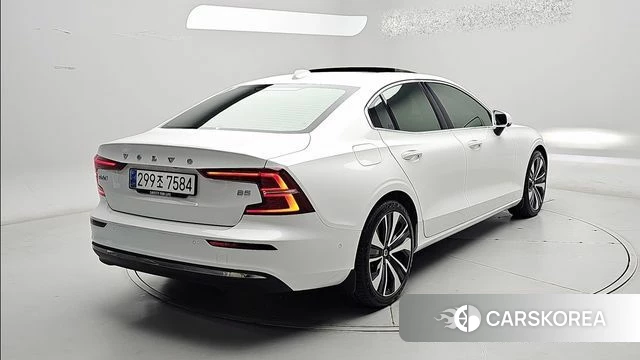 Volvo S60 3rd generation id 4950489 из Кореи 14