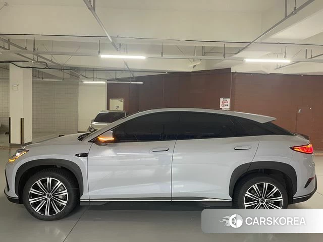 BYD Sea Lion 7 2025 Светло-серебряный цвет из Кореи, фото 4