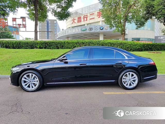 Mercedes-Benz S-Class 2024 Черный из Китая, фото 5