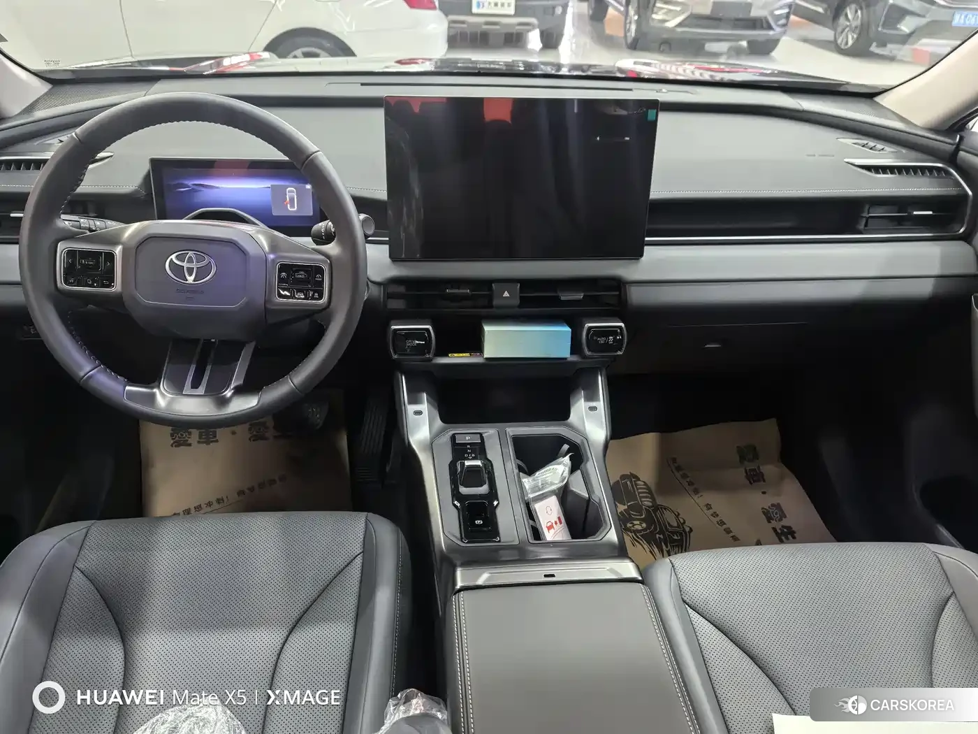 Toyota RAV4 2026 Черный из Китая, фото 4