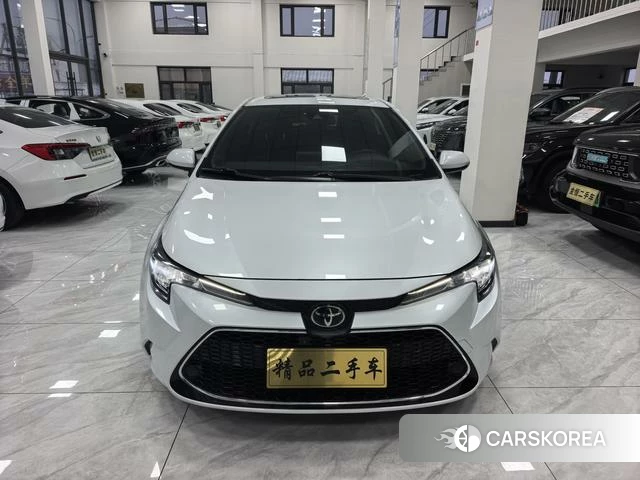 Toyota Levin 2021 Белый из Китая, фото 4
