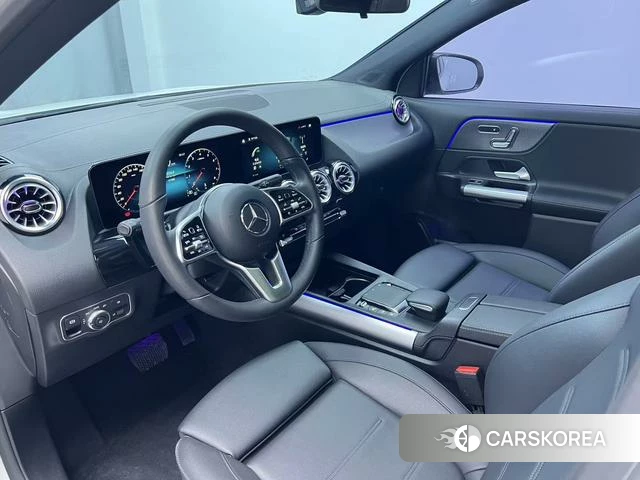 Mercedes-Benz GLA 2023 Белый из Китая, фото 5