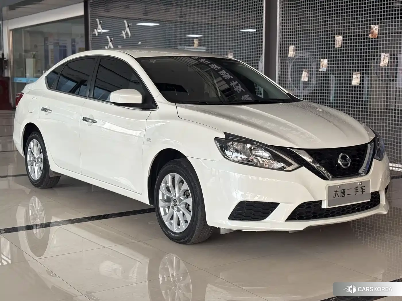 Nissan Sylphy 2024 Белый из Китая, фото 4