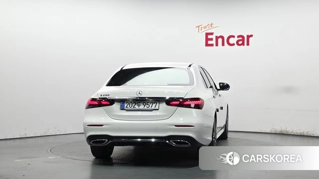 Mercedes-Benz E-Class W213 id 4985744 из Кореи 32