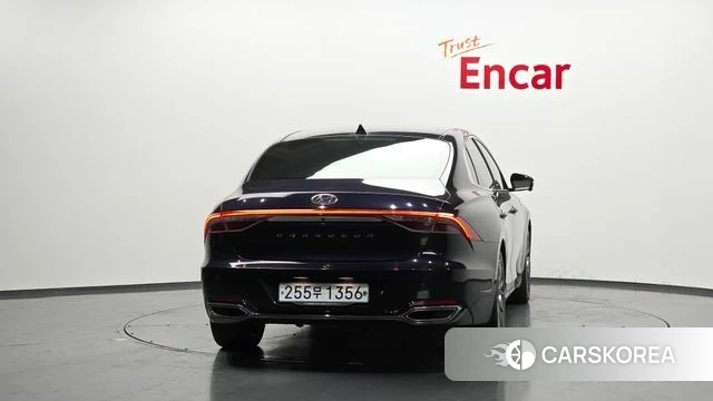 Hyundai The New Grandeur IG id 3807737 из Кореи 14