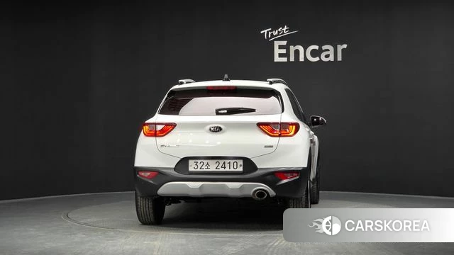 Kia Stonic id 4977784 из Кореи 14