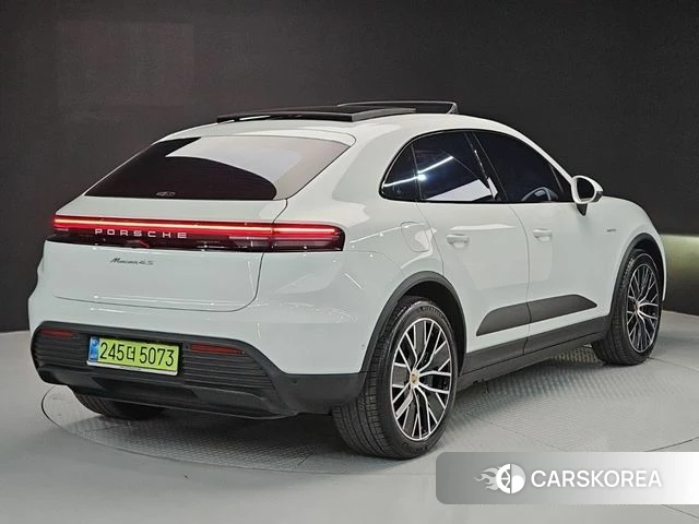 Porsche Makan EV id 4511113 из Кореи 14