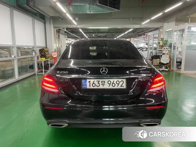 Mercedes-Benz E-Class W213 2020 Черный из Кореи, фото 6