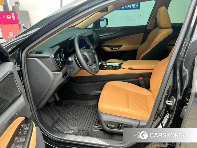 Lexus NX350h Second generation 2025 Черный из Кореи, фото 4