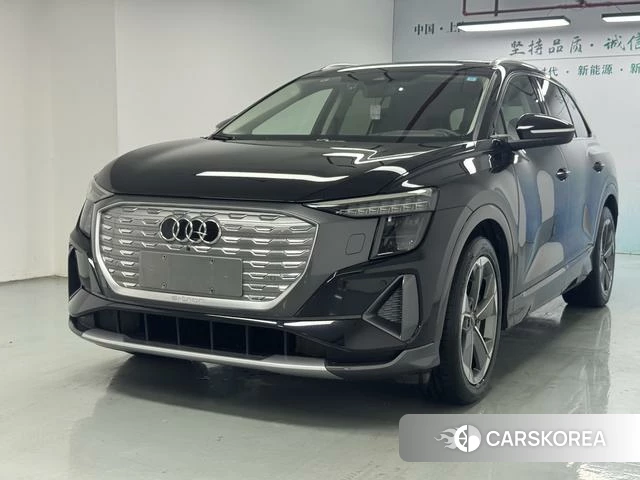 Audi Q5L 2023 Черный из Китая, фото 4
