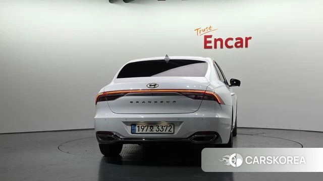 Hyundai The New Grandeur IG id 5053034 из Кореи 34