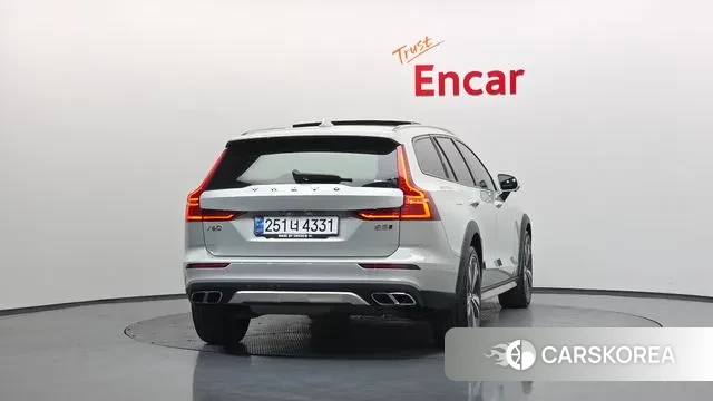 Volvo V60 Cross-Country 2nd Generation id 3788713 из Кореи 14