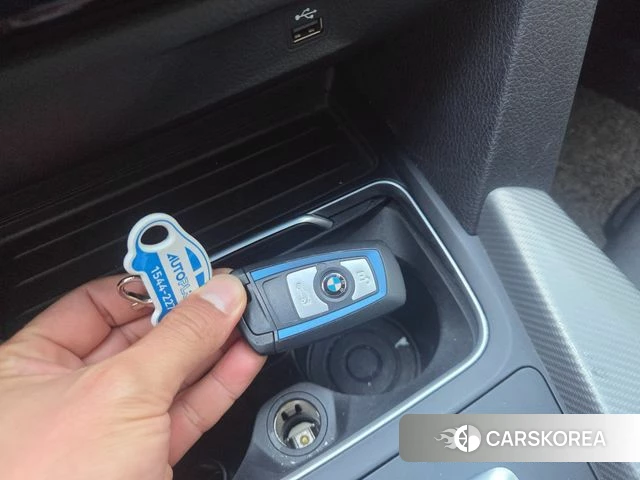 BMW 3 Series (F30) 2018 Белый из Кореи, фото 4