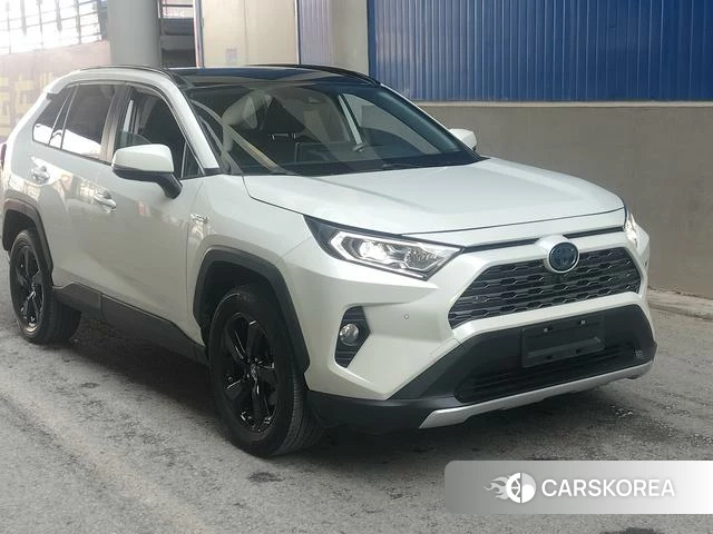 Toyota RAV4 2021 Белый из Китая, фото 5