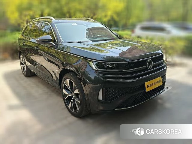 Volkswagen Tavendor 2022 Черный из Китая, фото 4