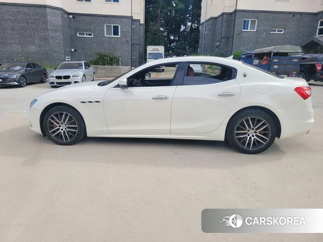 Maserati Ghibli id 4971111 из Кореи 9