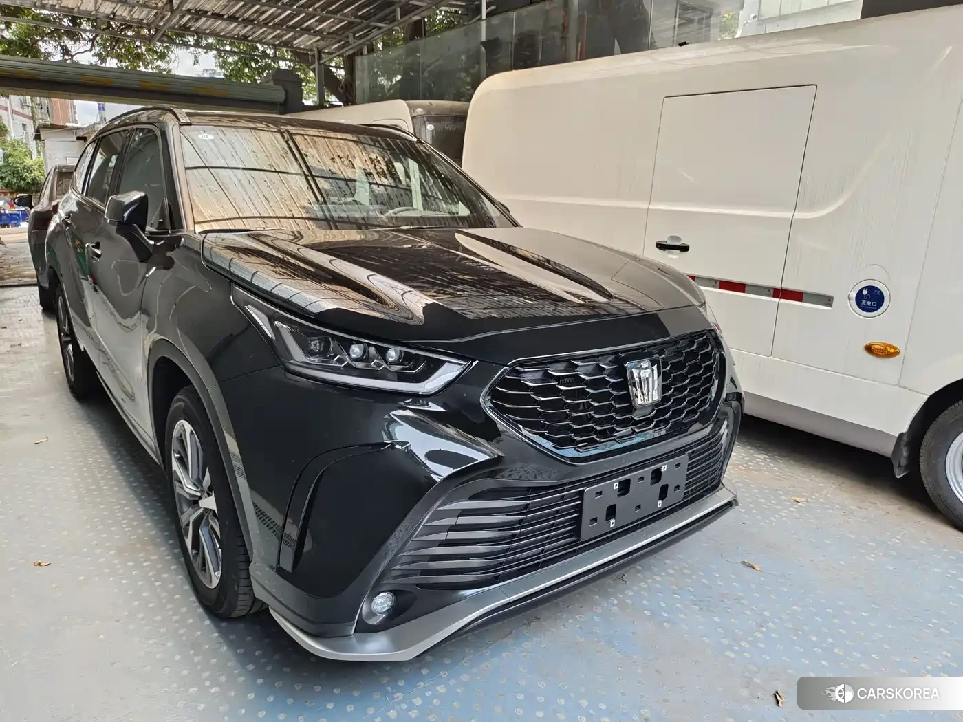 Toyota Crown 2026 Черный из Китая, фото 4