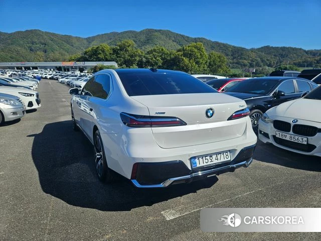 BMW 7 Series (G70) id 5045778 из Кореи 10