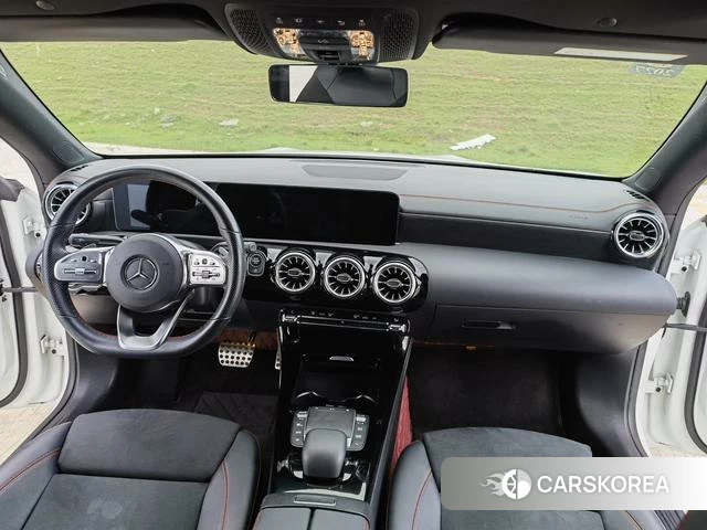 Mercedes-Benz CLA 2021 Белый из Китая, фото 4